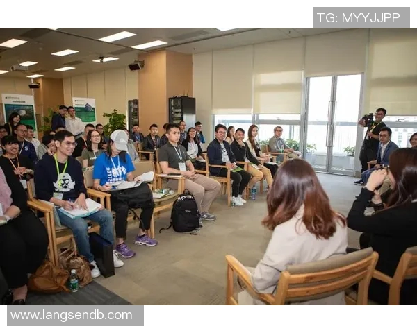 黄军独家分享网球心得与技巧助你提升球技的秘密之道